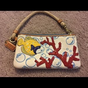 Coach clutch/wristlet